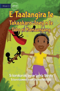 Joey Loves Playing in the Park - E Taatangira te Takaakaro Joey n te Tabo ni kamaangang (Te Kiribati)