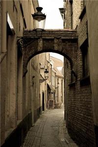 Street in Bruges Belgium Journal: 150 Page Lined Notebook/Diary