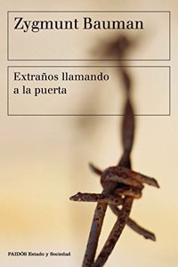 Extranos llamando a la puerta