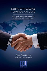 Diplomacia tomando un cafe