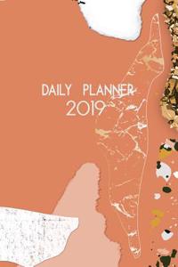 Daily Planner 2019: Diary Calendar Planner. Rust Earth and Gold Abstract Minerals. Jan 19 - Dec 19. One Day Per Page.