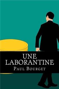 Une laborantine