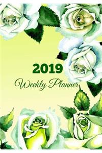 2019 Weekly Planner: White Roses Cover with 2017 - 2020 Calendars