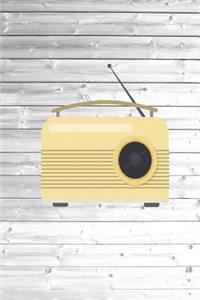 Vintage Retro Am FM Radio - Music Tech Journal