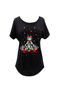 The Night Circus Women's Relaxed Fit T-Shirt Medium
