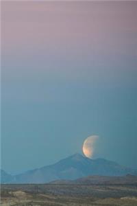 Moon Rises Desert Sky Science 2019 Daily Planner 384 Pages