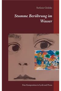 Stumme Berührung im Wasser
