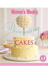 Decorating Cakes