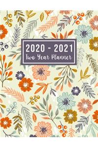 2020-2021 Two Year Planner: 2020-2021 see it bigger planner - Nice Floral pattern design 24 Months Agenda Planner with Holiday from Jan 2020 - Dec 2021 Large size 8.5 x 11 2020