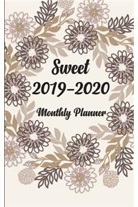 F4 Monthly Planner Elegant Gray Flowers Cover