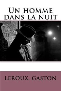 Un homme dans la nuit