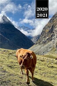 Cow Cattle Farming Farmer Week Planner Weekly Organizer Calendar 2020 / 2021 - In the Mountains