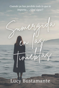 Sumergida en las tinieblas