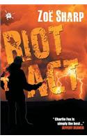 Riot Act: (2 Charlie Fox Crime Thrillers)