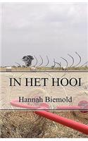 In het hooi