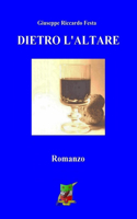 Dietro l'altare