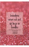 Grandpas never run out of hugs or candies ǀ Weekly Planner Organizer Diary Agenda
