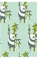 Notizbuch Pandas mit Bambus: Panda Notizbuch modernes und auffälliges Notizbuch kariert 120 karierte Seiten Din A5 perfekt als Notizheft, Tagebuch und Journal Geschenk