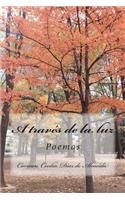 través de la luz