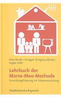 Lehrbuch der Marte-Meo-Methode: Entwicklungsforderung Mit Videounterstutzung [With DVD]