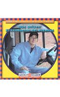 Conductor del Autobus/Bus Driver: (People In My Community / La Gente de Mi Comunidad)