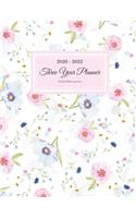 Trust in God. 2020 - 2022 Three Year Planner with Bible quotes.