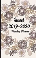 F4 Monthly Planner Beautiful Gray Flowers: Two Year - Monthly Calendar Planner 6 x 9'' - 24 Months For Academic Agenda Schedule Organizer