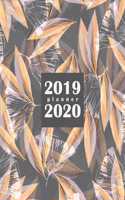 2019-2020 Planner: 17 Month With Calendar and Organizer - (August 2019 Through December 2020) - Weekly Planner
