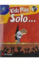 KIDS PLAY SOLO