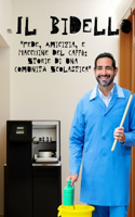 Il Bidello: Fede, Amicizia, e Macchine del Caffè Storie di una Comunità Scolastica