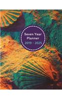 Seven Year Planner 2019 - 2025 Lareh: 2019-2025 Monthly Schedule Organizer - Agenda Planner for the next SEVEN YEARS/84 months calendar - 8.5 x 11 inches(7 Year Diary/7 Year Calendar/Logbook)