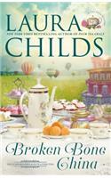 Broken Bone China: (20 A Tea Shop Mystery)
