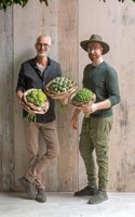 GREEN: Floraldesign mit Blatt und Blute