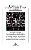 Eine Ausstellung Wird Besichtigt