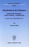 Demokratie in Der Defensive