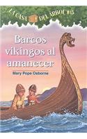 Barcos Vikingos al Amanecer