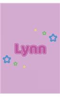 Lynn: Vornamen Notizbuch für Frauen und Mädchen - Notizbuch, Notizheft oder Schreibheft für Schule, Uni, Beruf, Job oder Einschulung mit Blümchen - 120 Se