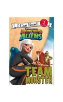 "Monsters vs Aliens" - Team Monster: Bk. 2("Monsters vs Aliens")