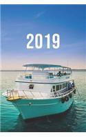 2019: Jan - Dez Wochenplaner - 365 Tage Terminkalender Mit Uhrzeit - 1 Tag Auf 1 Seite, Ca. A5 - Taucher Boot