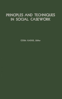 Principles and Techniques in Social Casework: Selected Articles, 1940-1950(English)