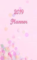 2019 Planner: 6x9 Daily and Weekly Agenda Planner and Organizer V43