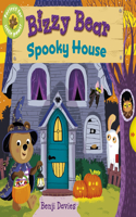 Bizzy Bear: Spooky House: (An Interactive Halloween Board Book with Tabs and Slides to Push and Pull - For Babies and Toddlers)(Bizzy Bear)