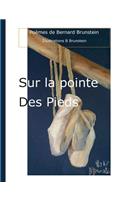 sur la pointe des pieds