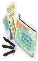 Bible Accessory Kit: Traditional Gold-Edged Majestic Bible Tabs. Magnifying Bookmark. Non-Bleed Markers.: (English)