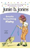 Junie B. Jones #12: Junie B. Jones Smells Something Fishy