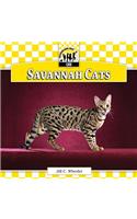 Savannah Cats: (Checkerboard Animal Library: Cats)