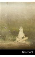 Notebook: Vintage, Fantasie, See, Schwan Notizbuch / Tagebuch / Schreibheft / Notizen - 6 x 9 Zoll (15,24 x 22,86 cm), 150 Seiten, glänzende Oberfläche.