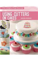 Modern Cake Decorator: Using Cutters on Cakes