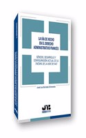 La via de hecho en el Derecho administrativo frances: genesis, desarrollo y configuracion actual de la theorie de la voie de fait (Spanish Edition)