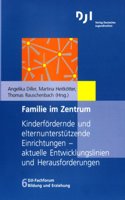 Familie im Zentrum